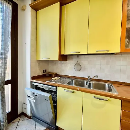 Mazzarona, Apartment Sirmione